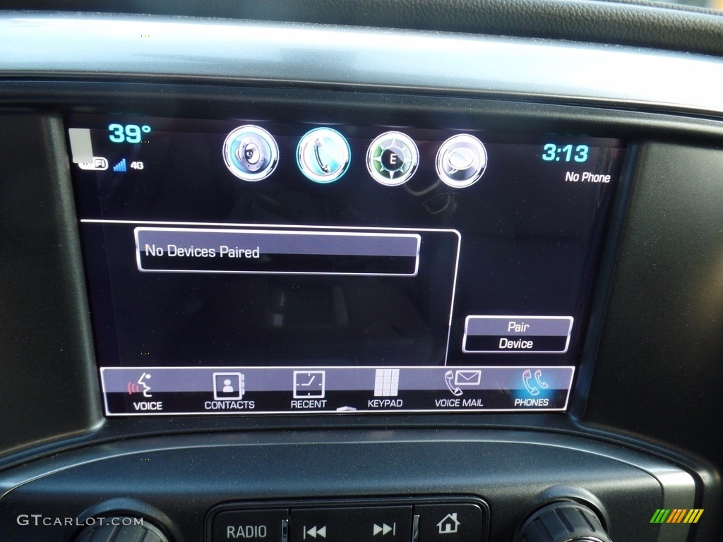 2017 Chevrolet Silverado 3500HD LTZ Crew Cab 4x4 Controls Photo #124000624