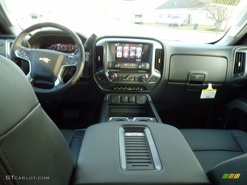2017 Chevrolet Silverado 3500HD LTZ Crew Cab 4x4 Jet Black Dashboard Photo #124000831