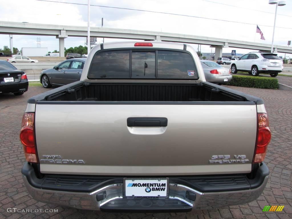 2005 Tacoma PreRunner Double Cab - Desert Sand Mica / Taupe photo #12