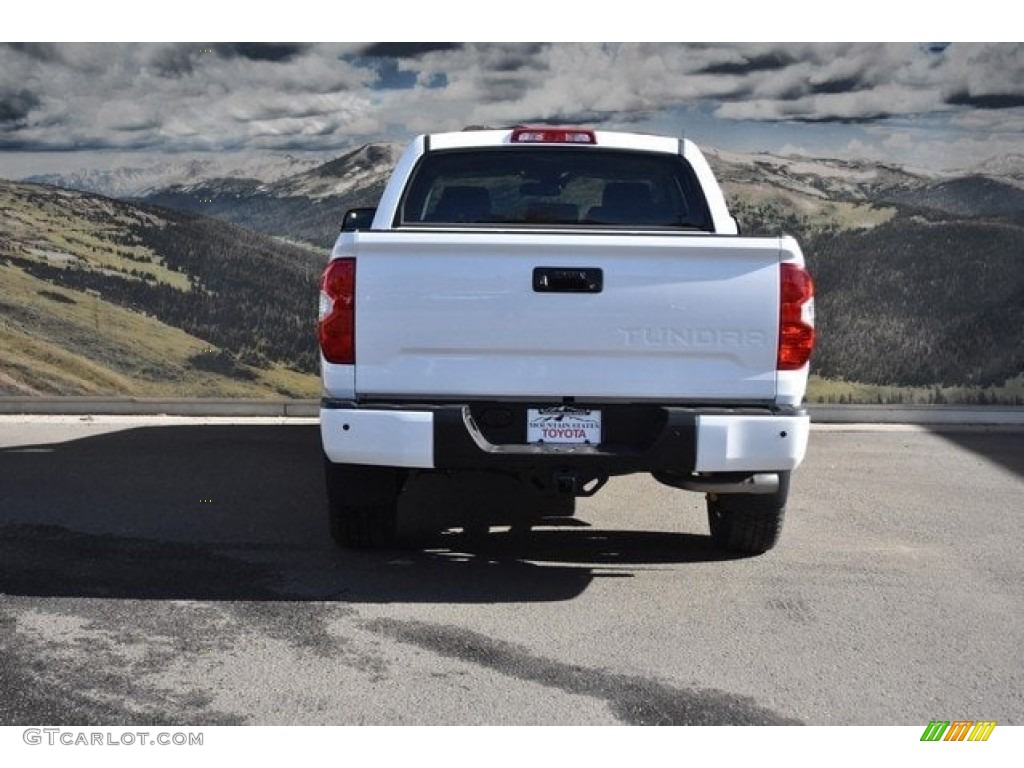 2018 Tundra Limited CrewMax 4x4 - Super White / Black photo #4