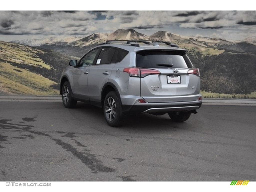 2018 RAV4 XLE AWD - Silver Sky Metallic / Ash photo #3