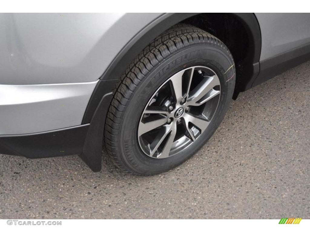 2018 RAV4 XLE AWD - Silver Sky Metallic / Ash photo #9