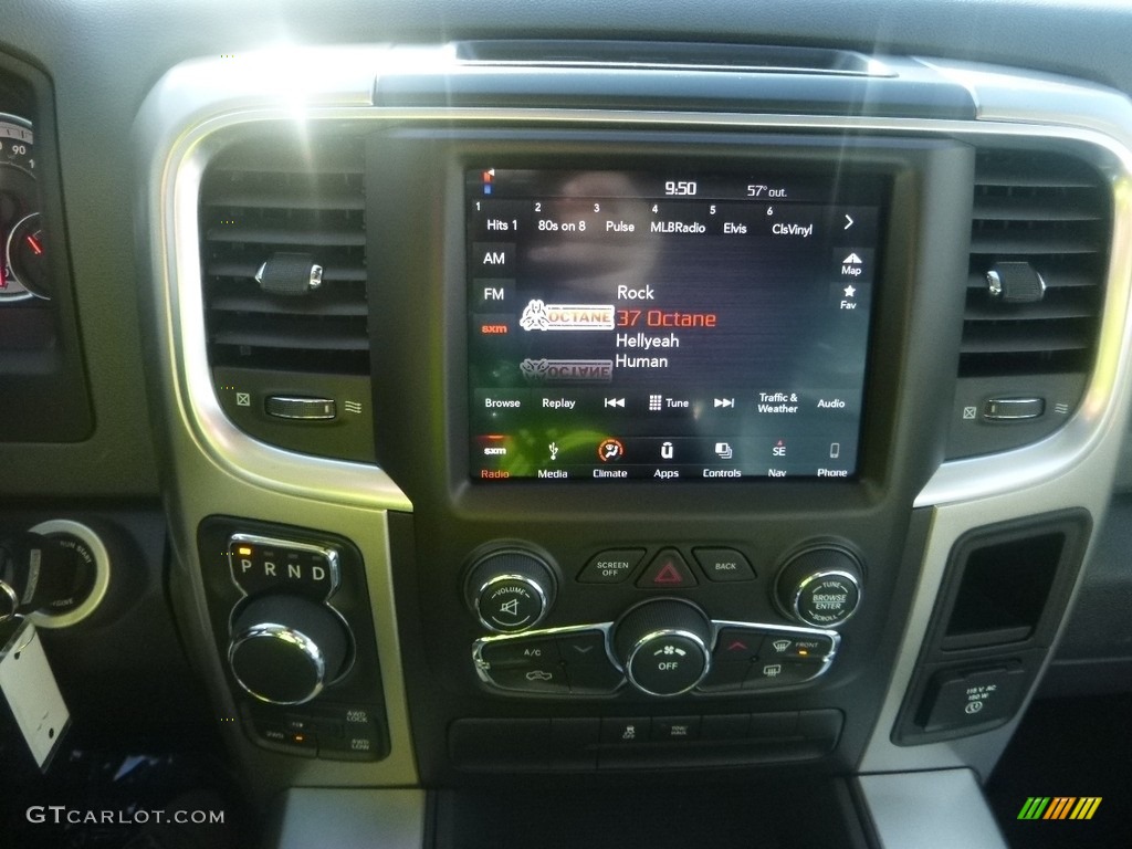 2018 1500 Big Horn Crew Cab 4x4 - Bright White / Black/Diesel Gray photo #17