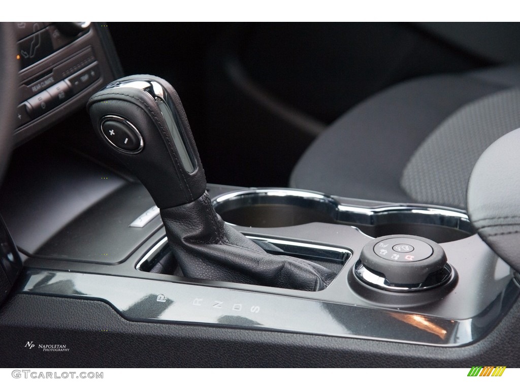 2018 Explorer XLT 4WD - Oxford White / Ebony Black photo #4