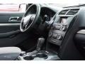 2018 Oxford White Ford Explorer XLT 4WD  photo #9