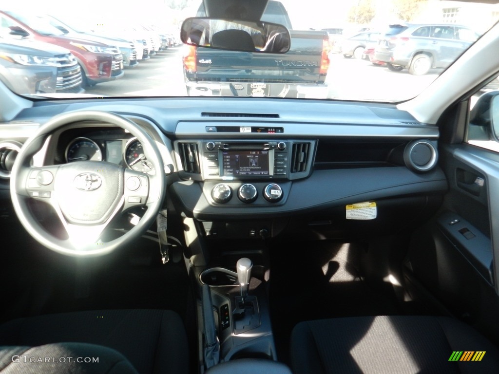 2018 RAV4 LE AWD - Silver Sky Metallic / Black photo #4
