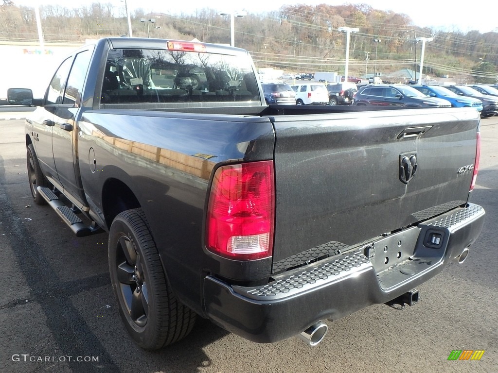 2018 1500 Express Quad Cab 4x4 - Brilliant Black Crystal Pearl / Black/Diesel Gray photo #3