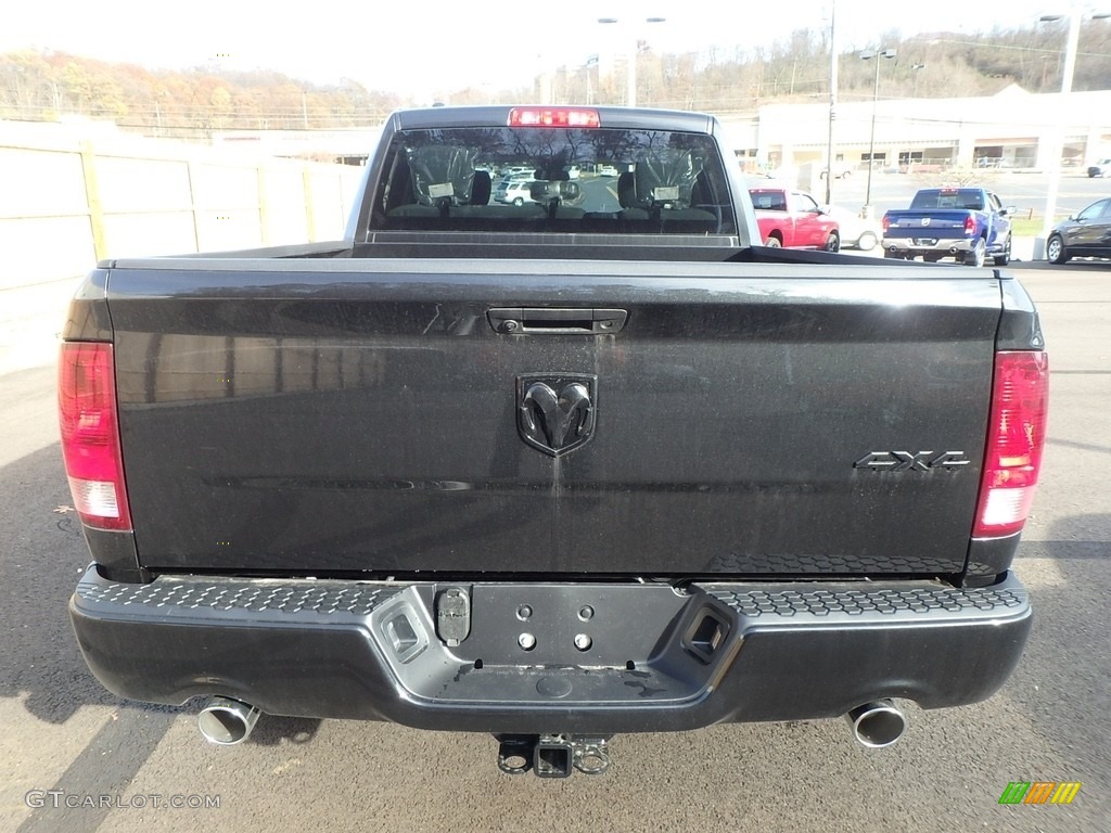 2018 1500 Express Quad Cab 4x4 - Brilliant Black Crystal Pearl / Black/Diesel Gray photo #4