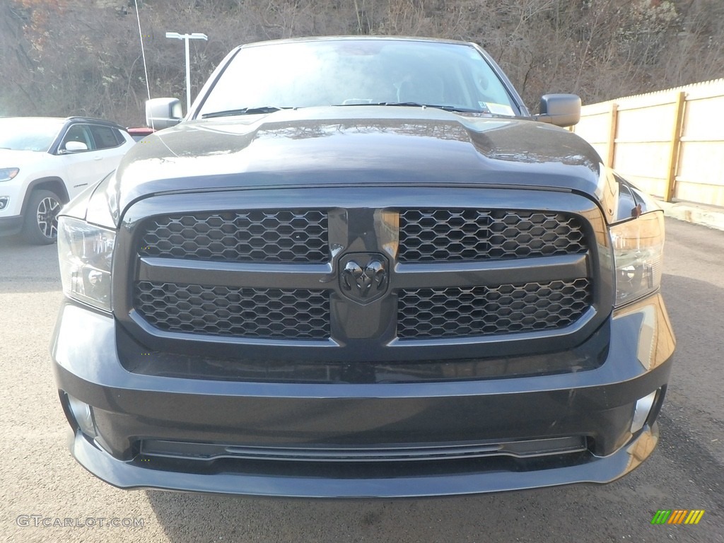 2018 1500 Express Quad Cab 4x4 - Brilliant Black Crystal Pearl / Black/Diesel Gray photo #8