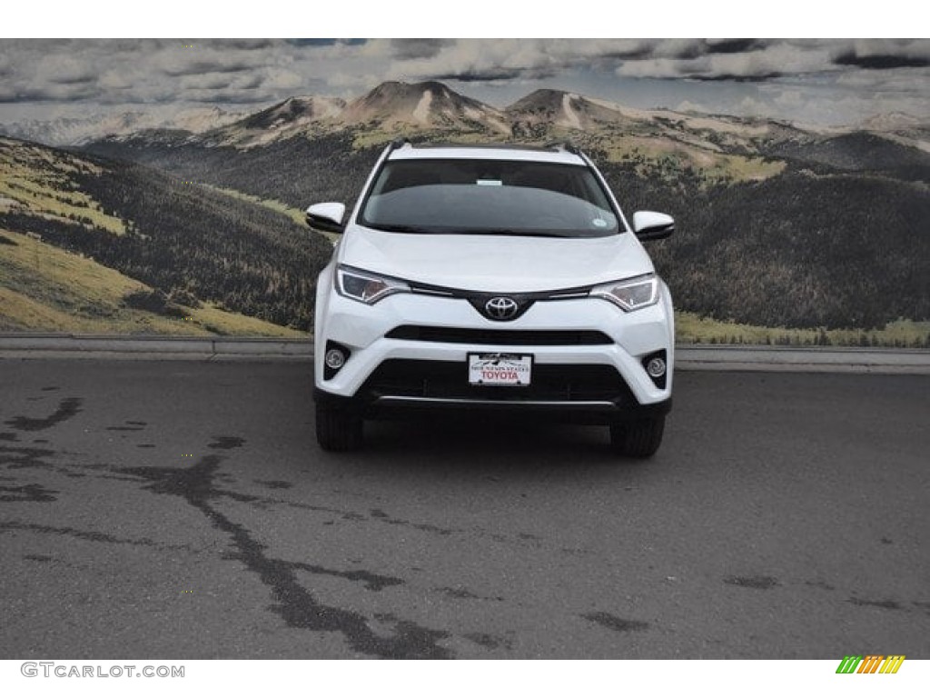 2018 RAV4 XLE AWD - Super White / Black photo #2