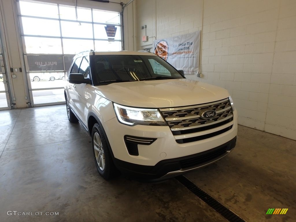 2018 Explorer XLT 4WD - White Platinum / Ebony Black photo #1