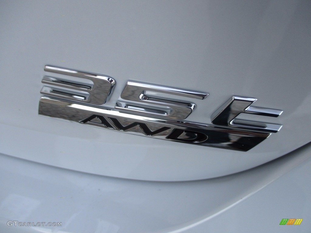 2018 XF Portfolio - Yulong White Metallic / Sienna Tan photo #5