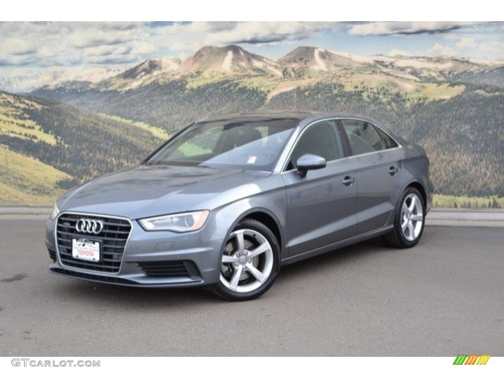 2015 Audi A3 2.0 Premium quattro Exterior Photos