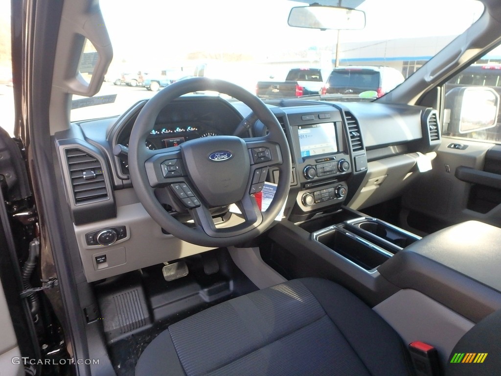 2018 F150 STX SuperCab - Magma Red / Earth Gray photo #12