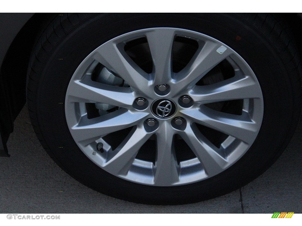 2018 Camry LE - Predawn Gray Mica / Ash photo #4