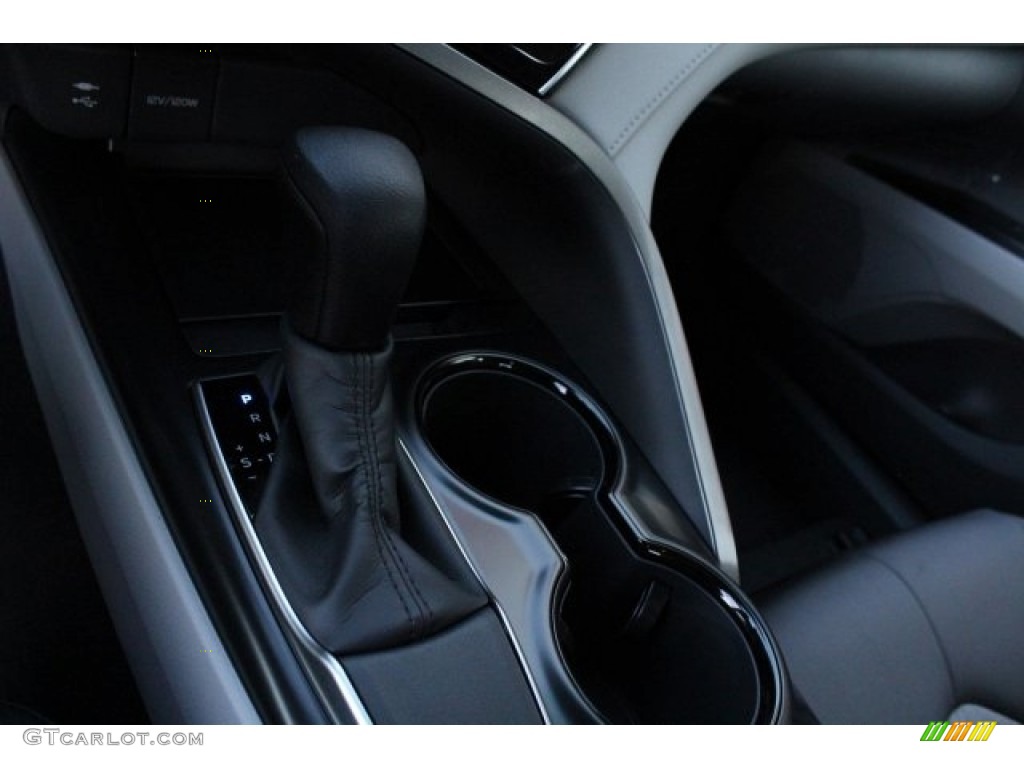 2018 Camry LE - Predawn Gray Mica / Ash photo #14