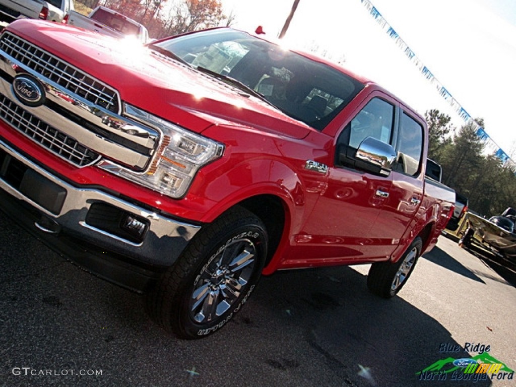 2018 F150 Lariat SuperCrew 4x4 - Race Red / Earth Gray photo #34