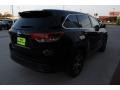 Midnight Black Metallic - Highlander LE Photo No. 7