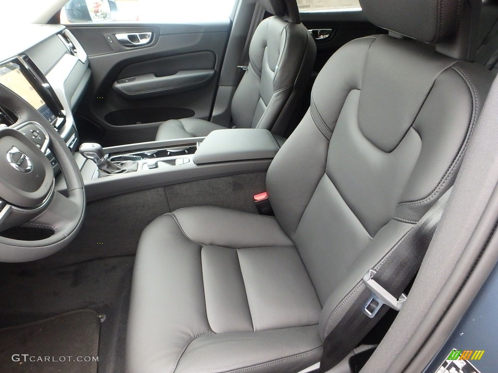 2018 XC60 T5 AWD Momentum - Denim Blue Metallic / Charcoal photo #7