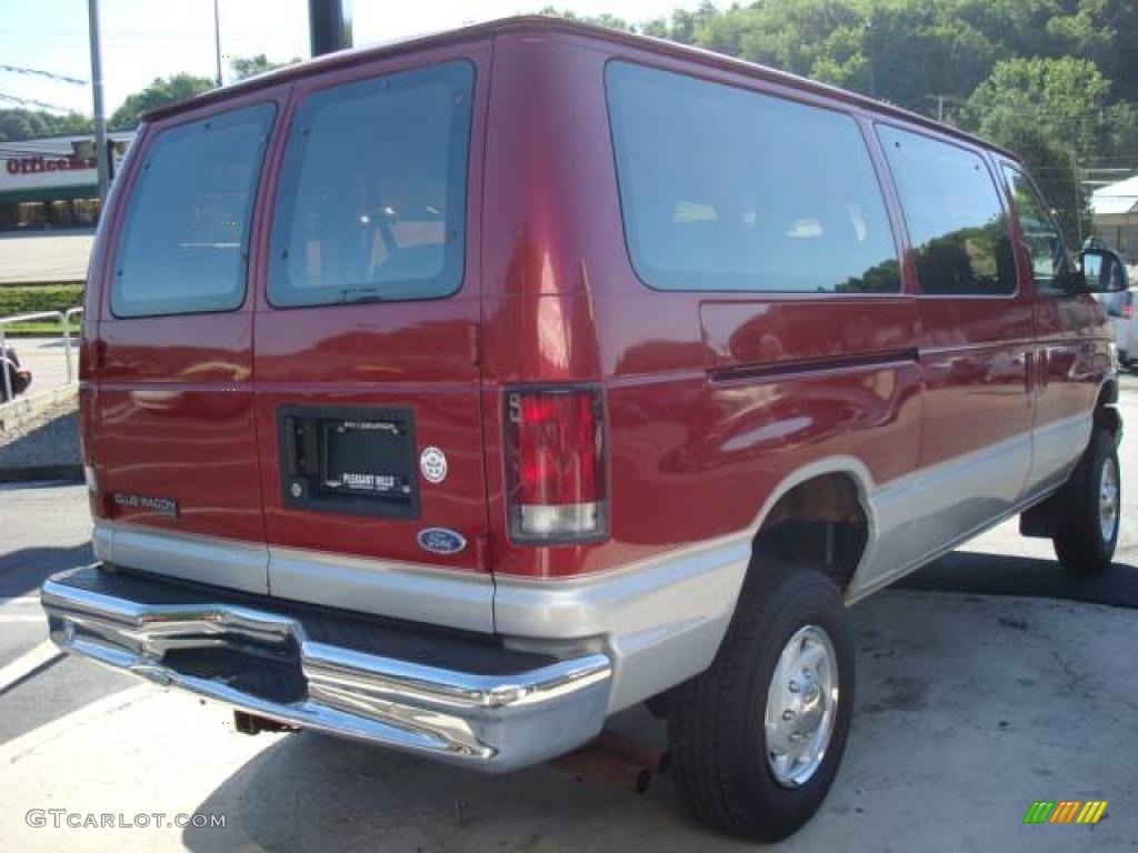 1996 E Series Van E350 Club Wagon 4x4 - Toreador Red Metallic / Medium Gray photo #4