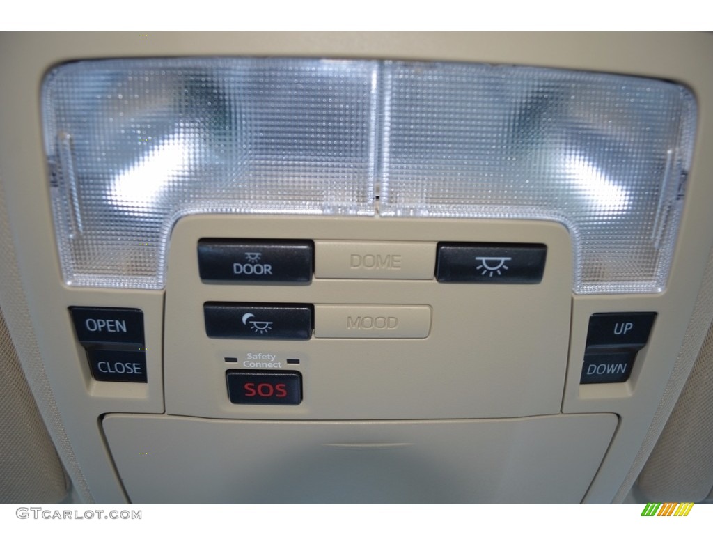 2013 Avalon Limited - Champagne Mica / Almond photo #28