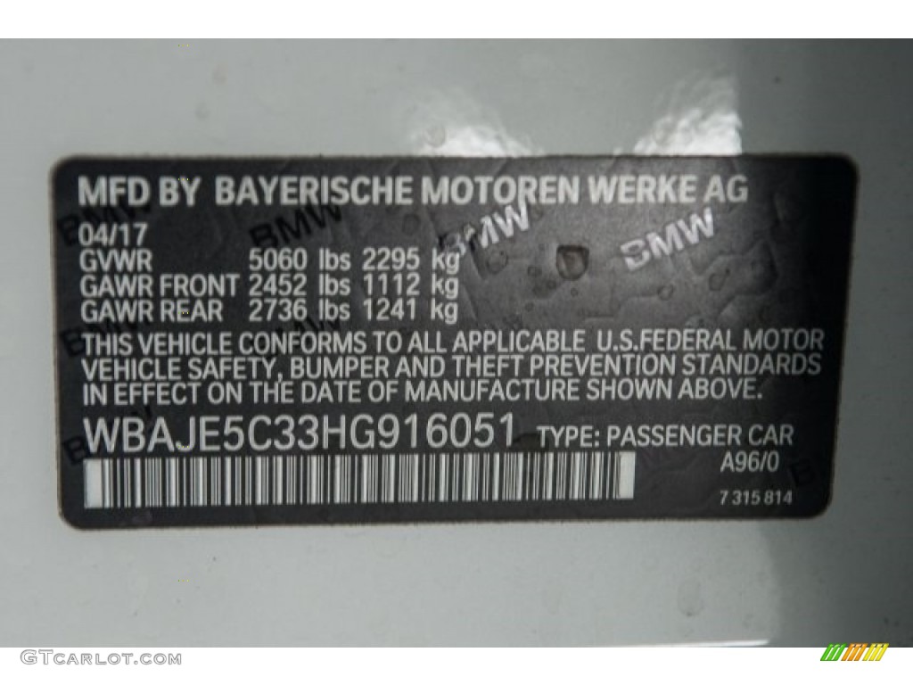 2017 5 Series 540i Sedan - Mineral White Metallic / Black photo #18