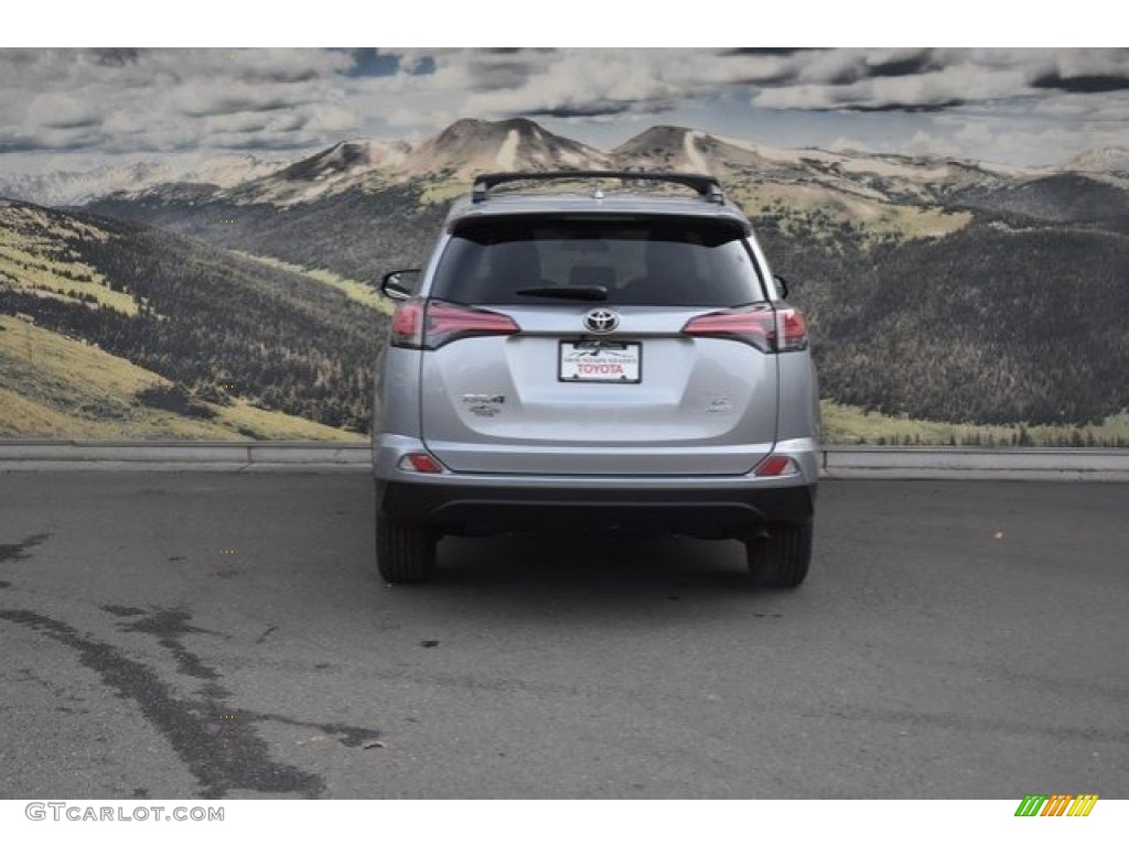 2018 RAV4 LE AWD - Silver Sky Metallic / Black photo #4