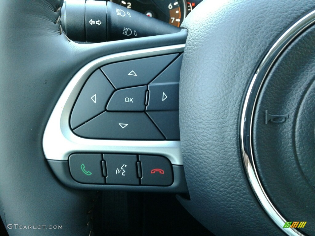 2018 Jeep Compass Limited Controls Photo #124038598