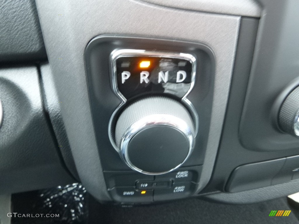 2018 1500 Express Quad Cab 4x4 - Bright White / Black/Diesel Gray photo #20