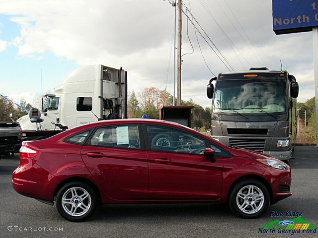 2017 Fiesta SE Sedan - Ruby Red / Medium Light Stone photo #6