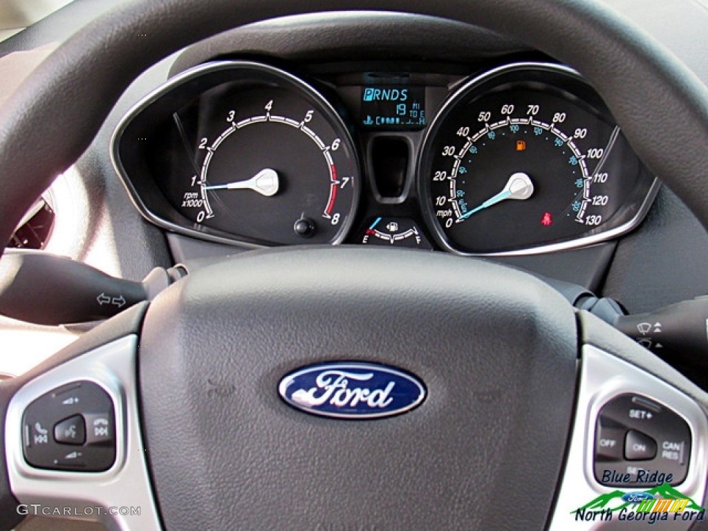 2017 Fiesta SE Sedan - Ruby Red / Medium Light Stone photo #17