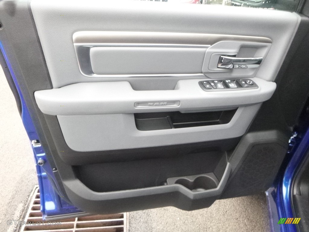 2018 1500 Big Horn Crew Cab 4x4 - Blue Streak Pearl / Black/Diesel Gray photo #15