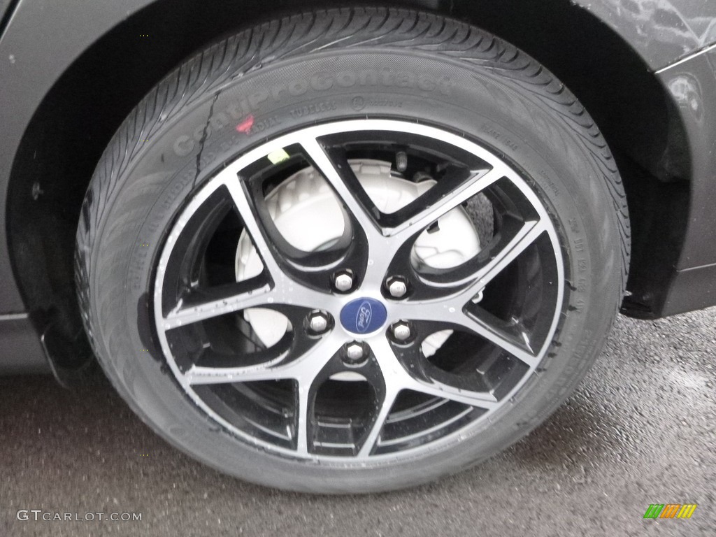 2018 Ford Focus SEL Sedan Wheel Photo #124043605