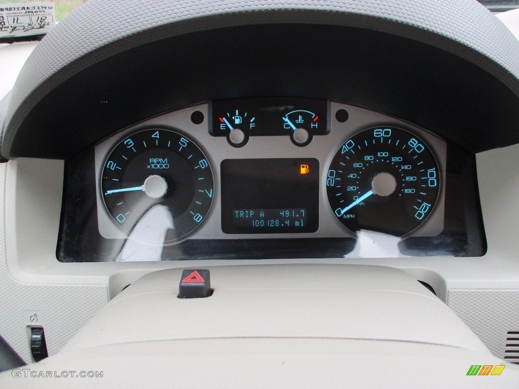 2010 Mariner I4 4WD - White Suede / Stone photo #39