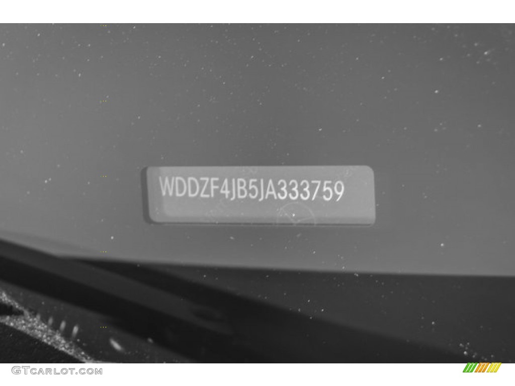 2018 E 300 Sedan - Lunar Blue Metallic / Macchiato Beige/Black photo #10