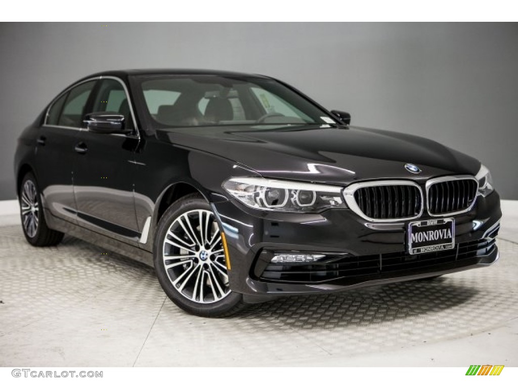 2018 5 Series 530i Sedan - Black Sapphire Metallic / Black photo #12