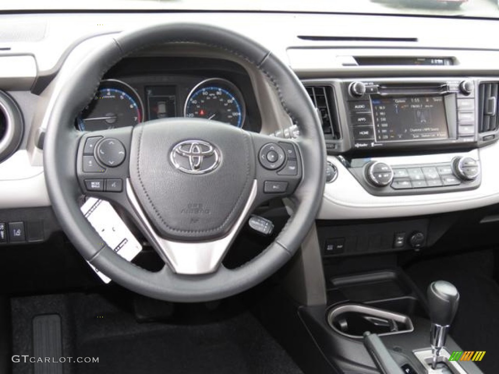 2018 Toyota RAV4 XLE Black Dashboard Photo #124050613