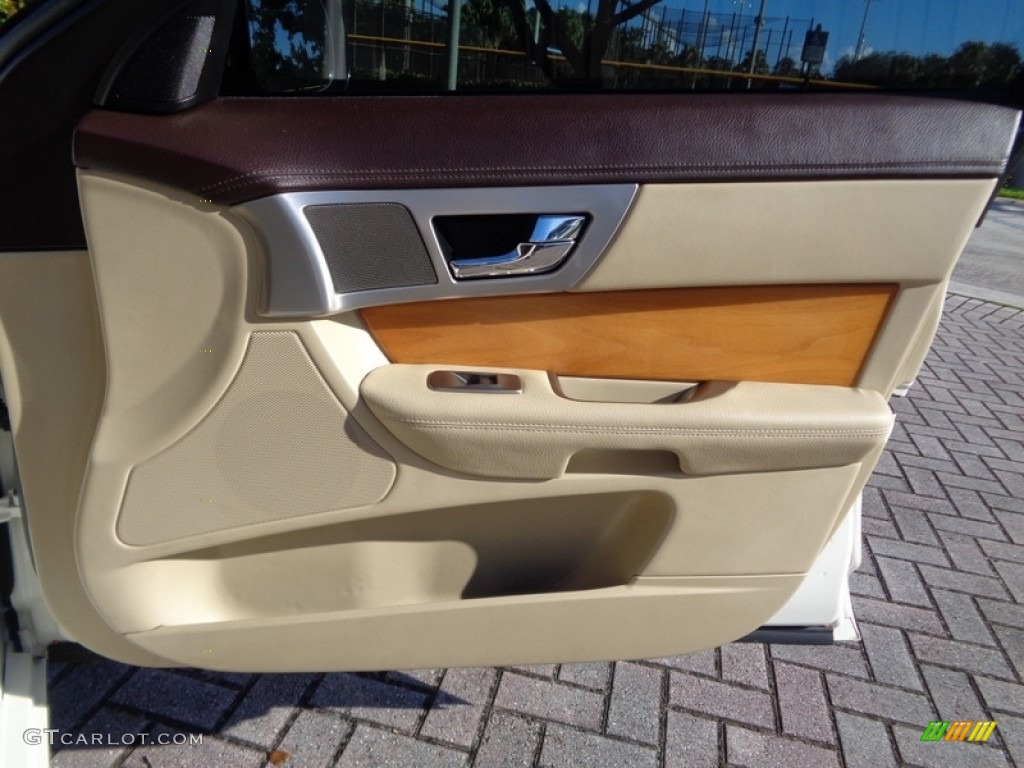 2010 Jaguar XF Sport Sedan Barley Door Panel Photo #124054513