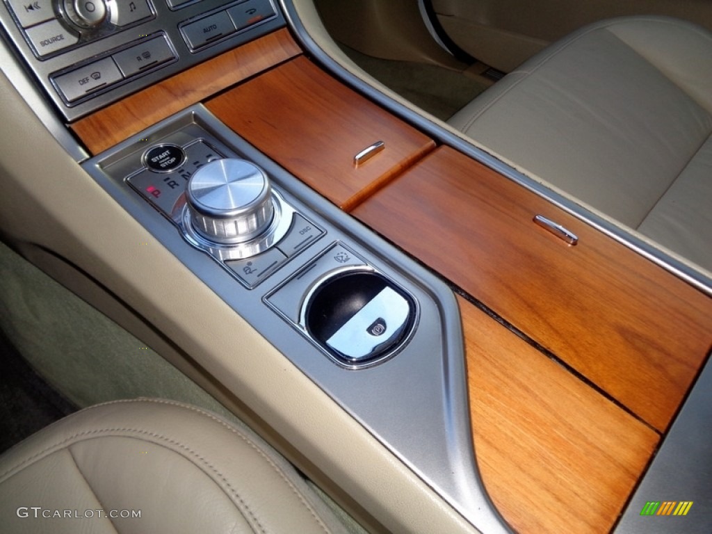 2010 Jaguar XF Sport Sedan Controls Photo #124055087