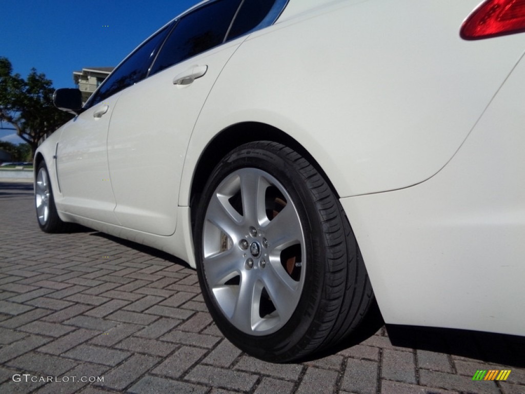 2010 XF Sport Sedan - Porcelain White / Barley photo #67