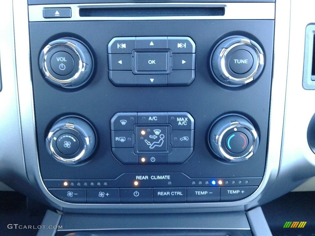2017 Ford Expedition XLT 4x4 Controls Photo #124056353