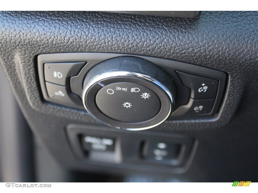 2018 F150 XLT SuperCrew 4x4 - Shadow Black / Black photo #21