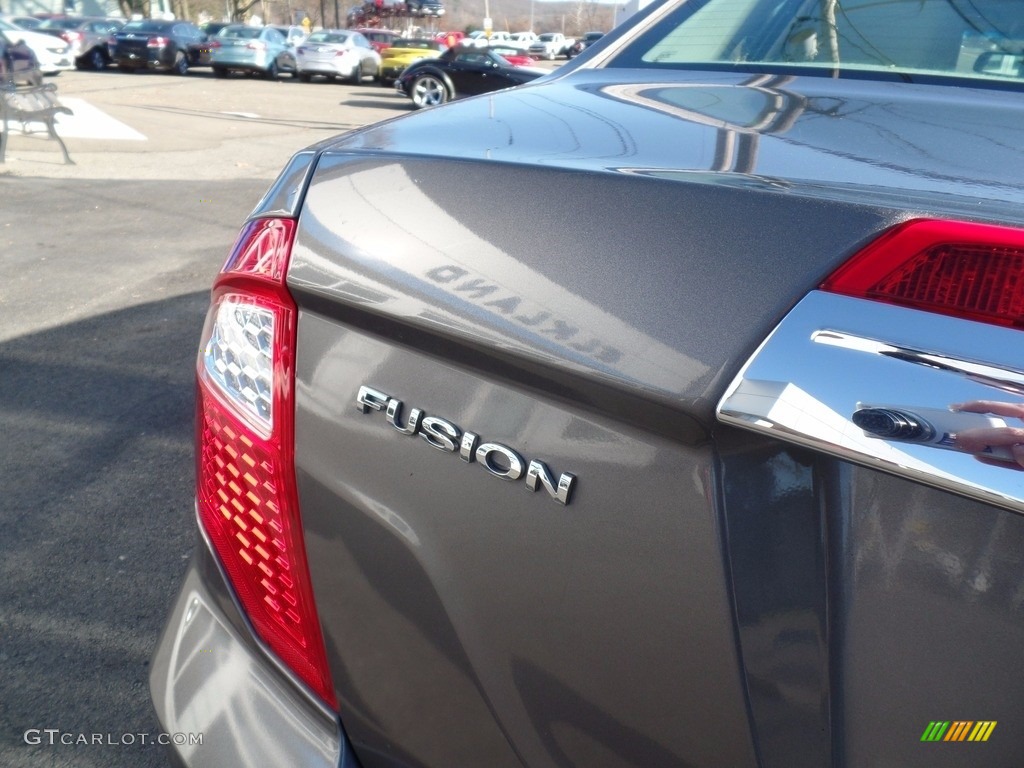 2011 Fusion Hybrid - Sterling Grey Metallic / Charcoal Black photo #10