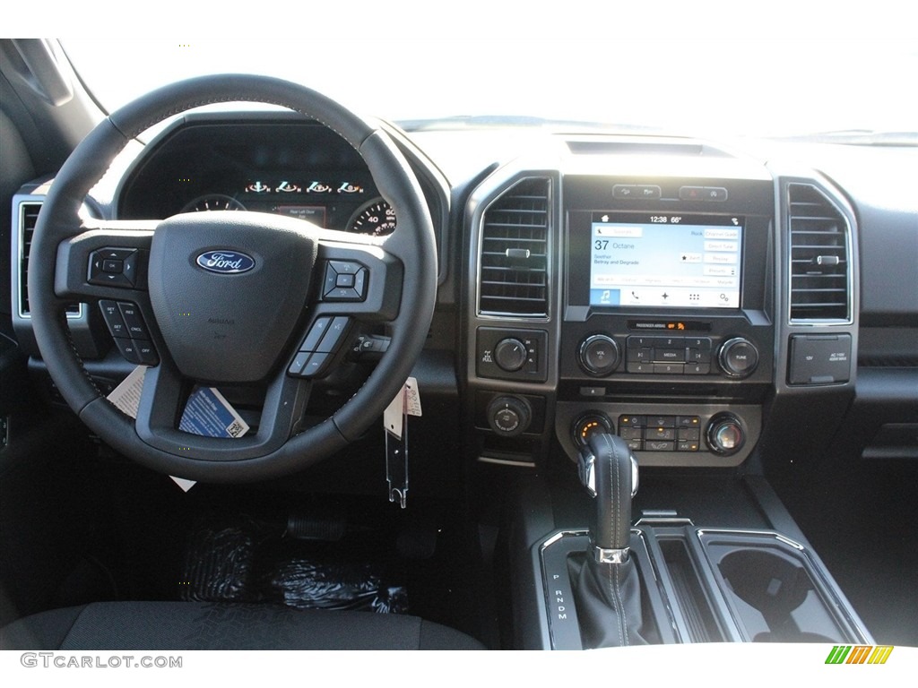 2018 F150 XLT SuperCrew 4x4 - Shadow Black / Black photo #24