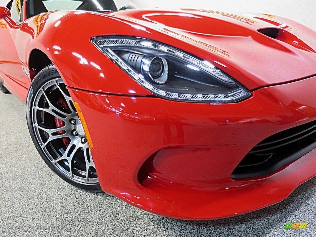 Adrenaline Red 2015 Dodge SRT Viper Coupe Exterior Photo #124068666