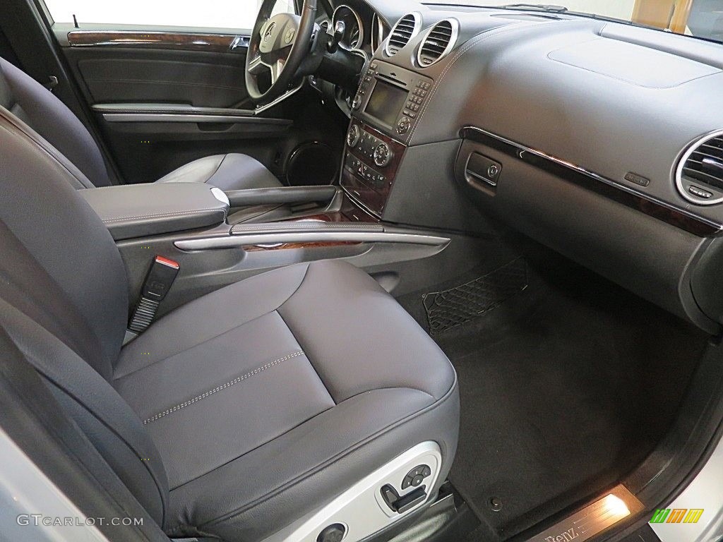 2011 GL 450 4Matic - Iridium Silver Metallic / Black photo #16