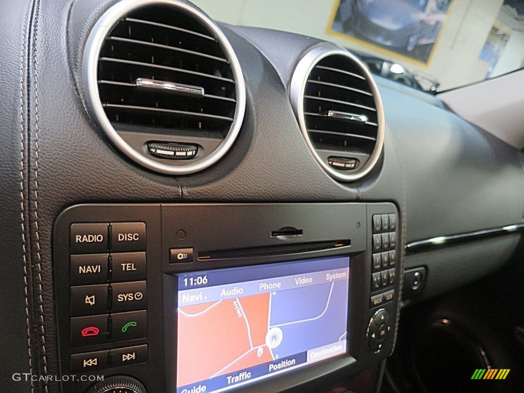 2011 GL 450 4Matic - Iridium Silver Metallic / Black photo #24