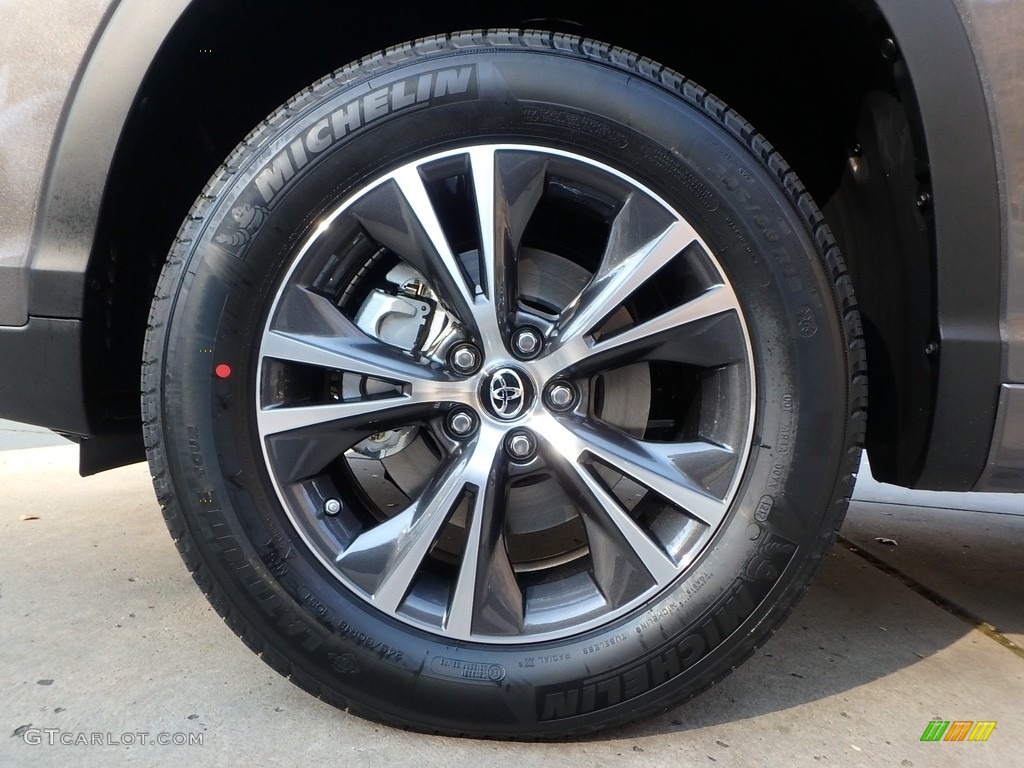 2018 Toyota Highlander LE Wheel Photo #124075495