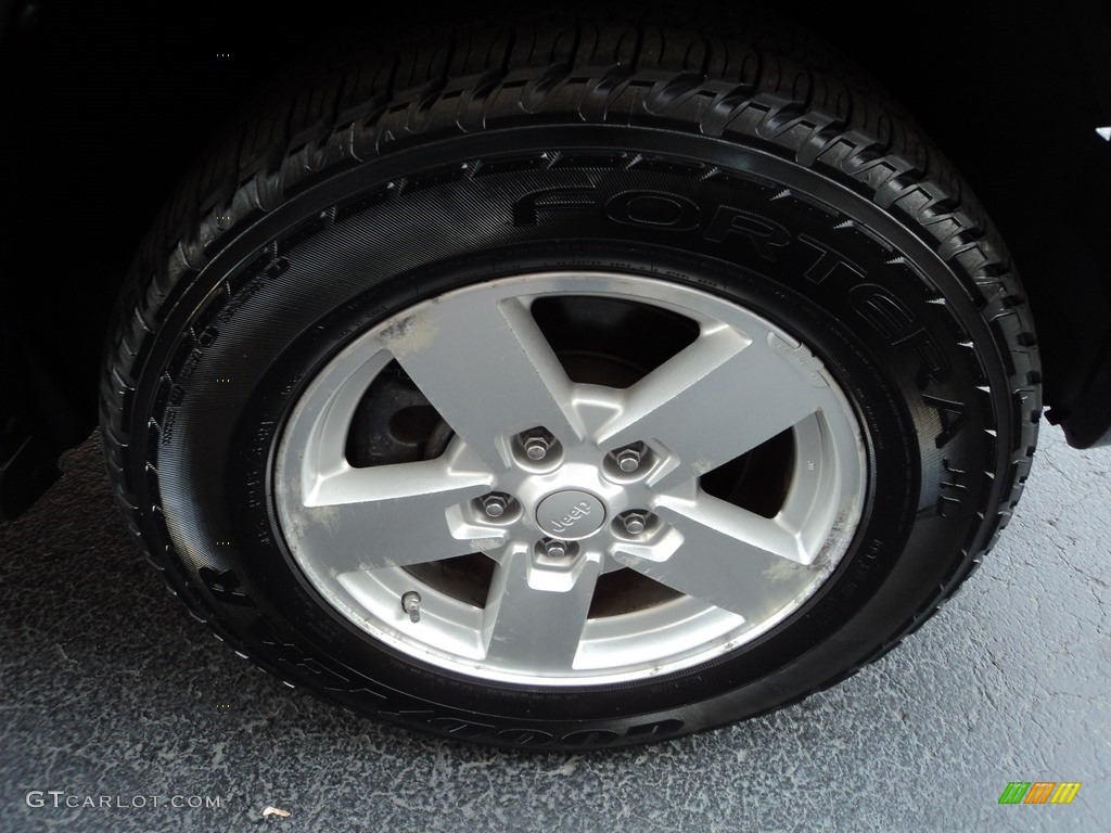 2006 Commander 4x4 - Black / Medium Slate Gray photo #28