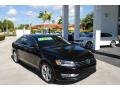 Black - Passat SE Sedan Photo No. 1